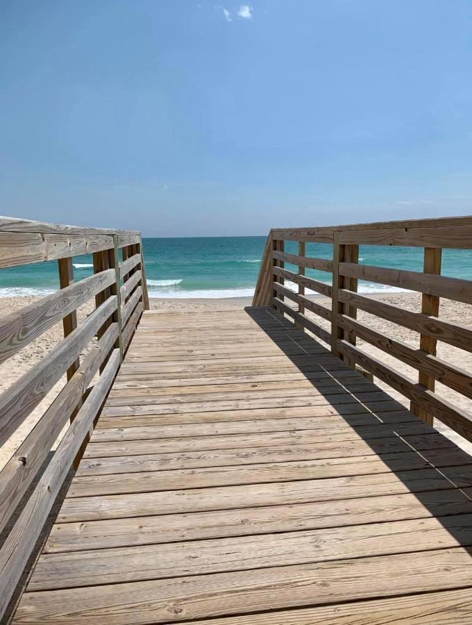 Ocean View & Easy Access! *