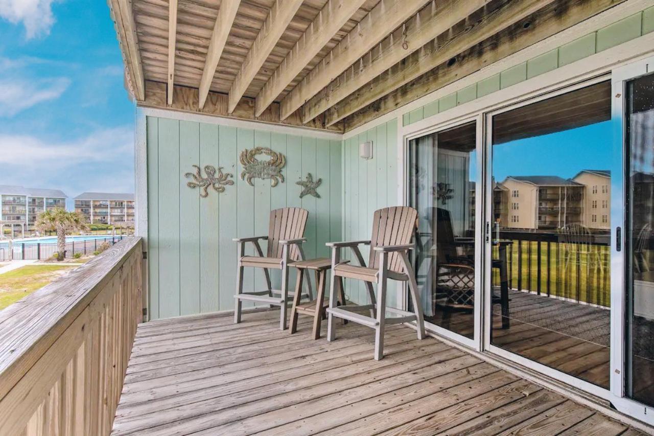 Ocean View & Easy Access! *