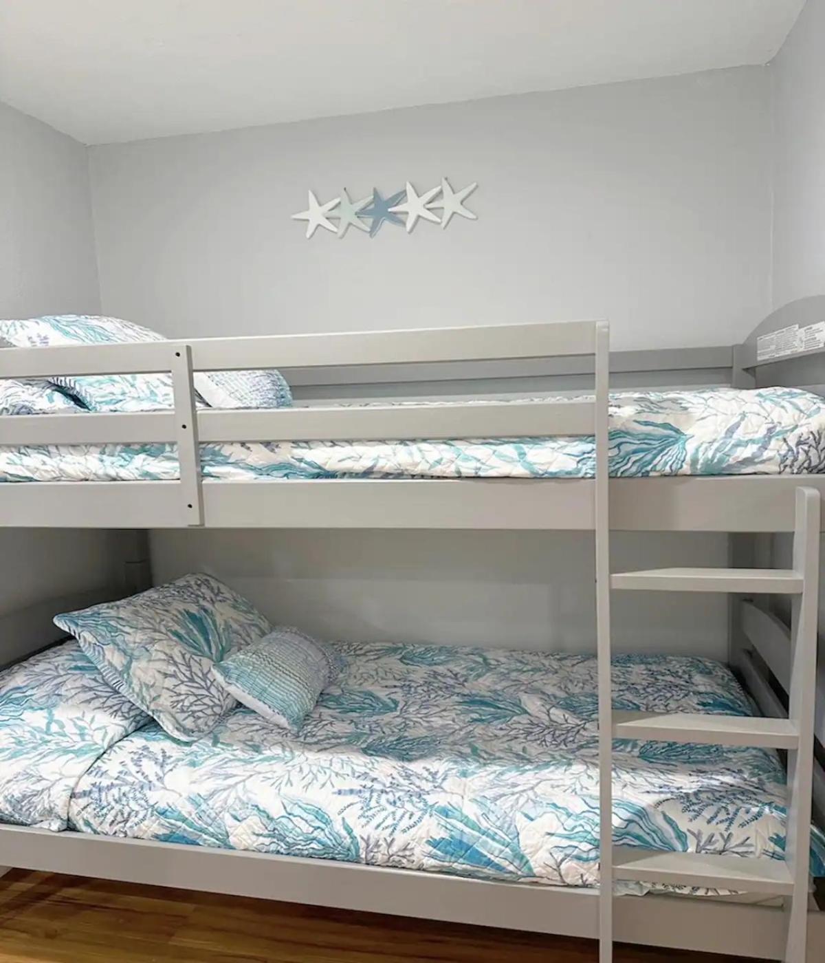Ocean View & Easy Access! * Surf City